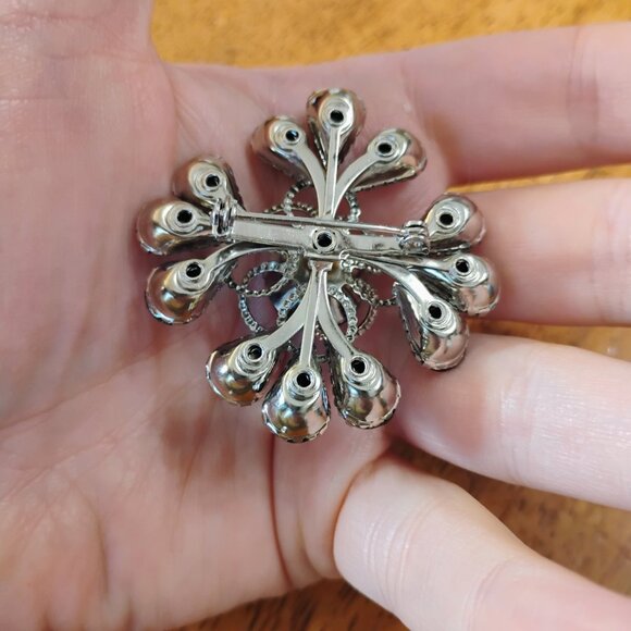 Vintage Brooch - Picture 2 of 3